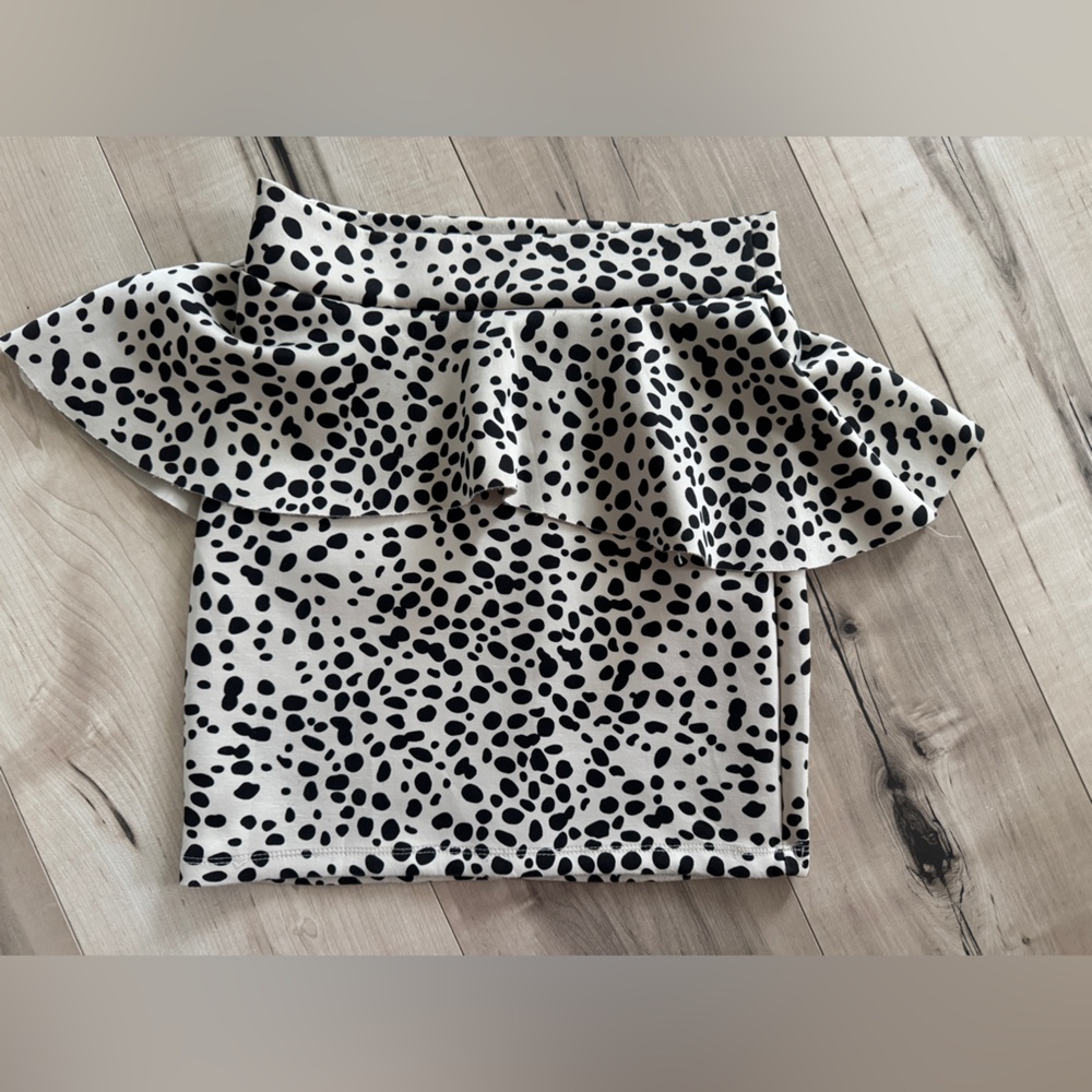 Stylish Black and White Polka Dot Women's Skirt mini